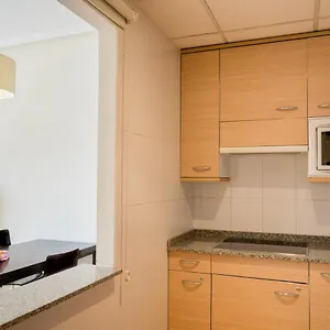Apartahotel Compostela Madrid
