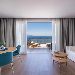 Glow Boutique & Hotel Sarandë