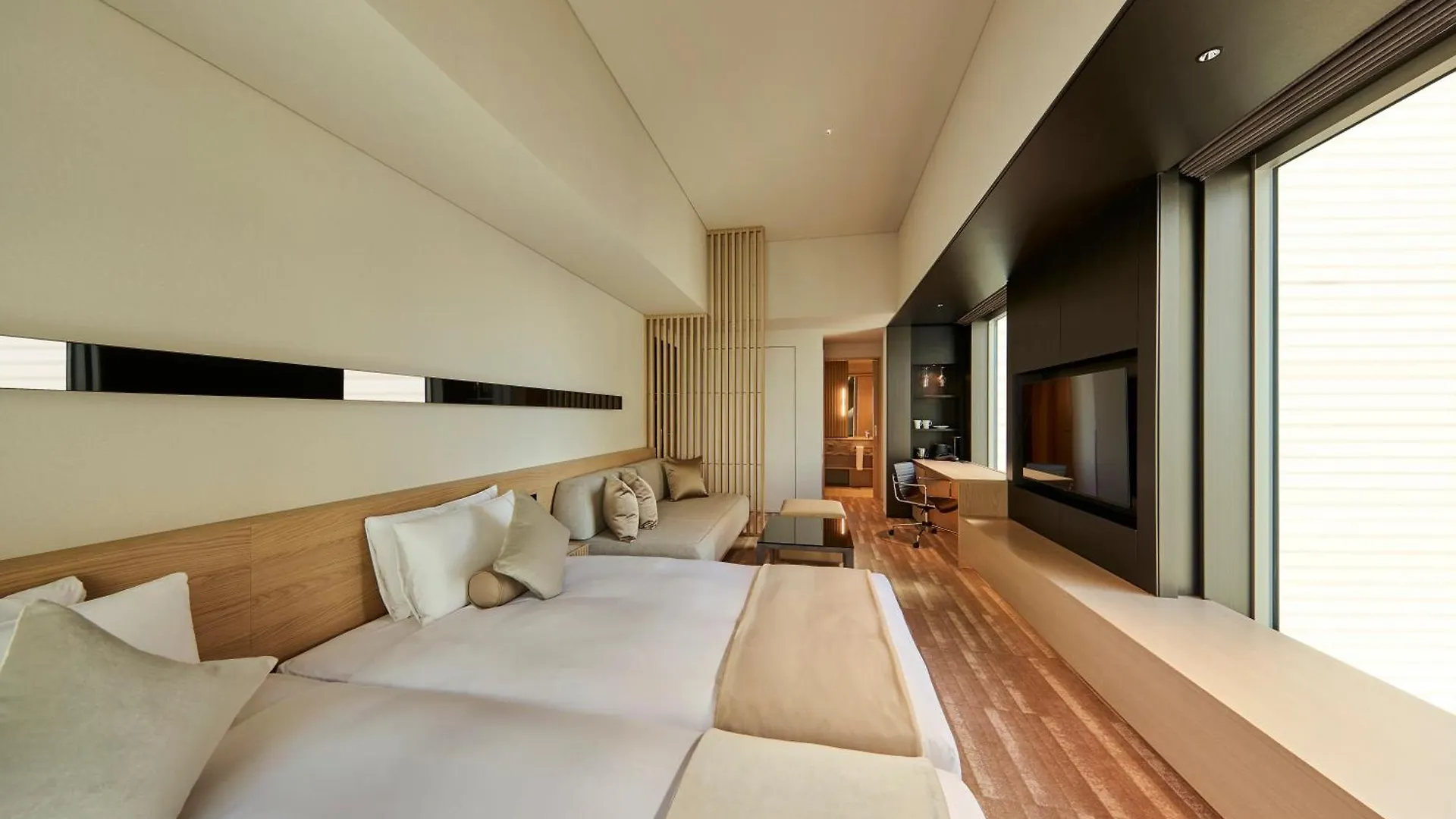 The Royal Park Hotel Iconic Tokyo Shiodome 4*,